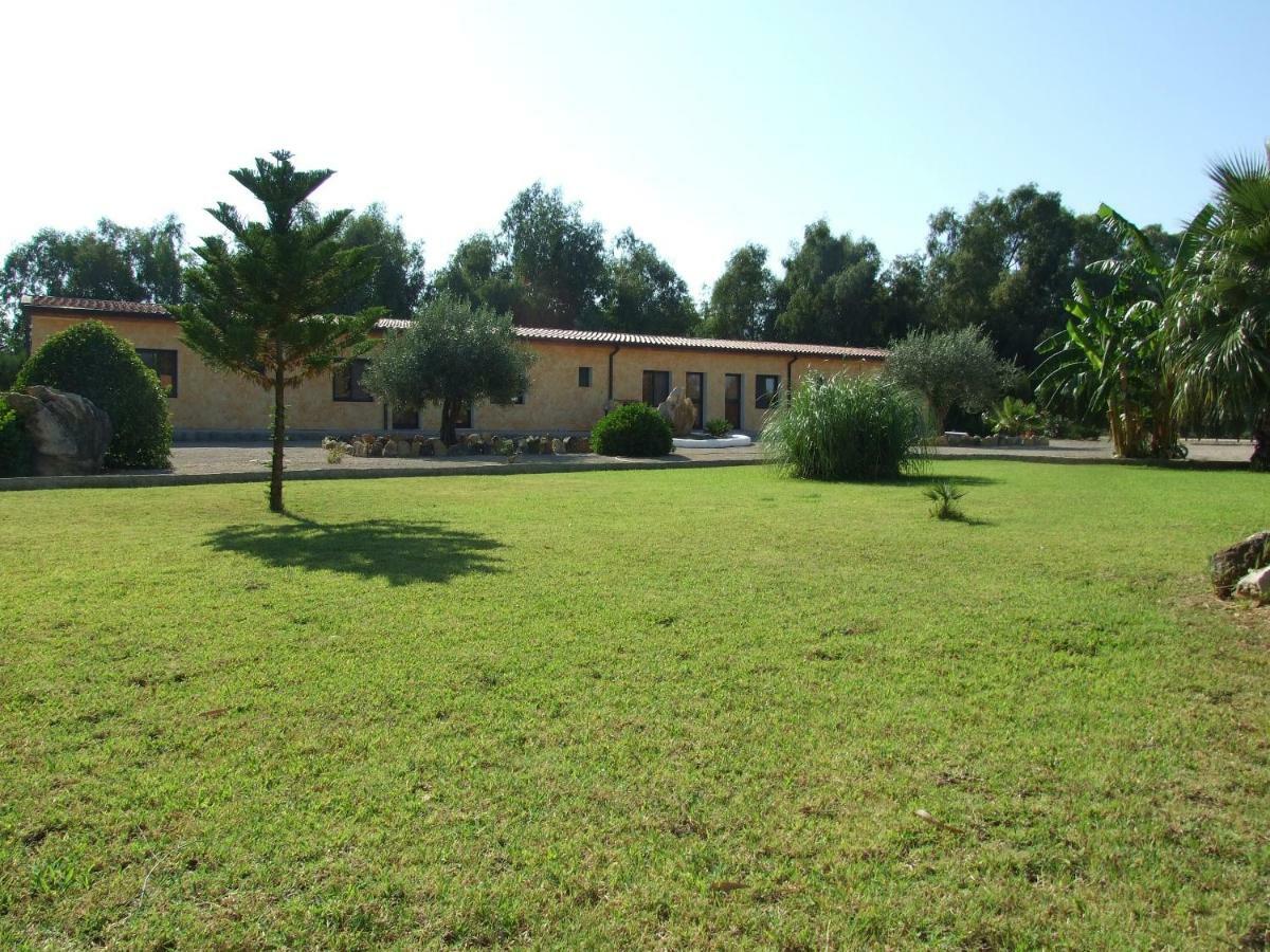 Agriturismo Corallo Santa Maria la Palma Luaran gambar
