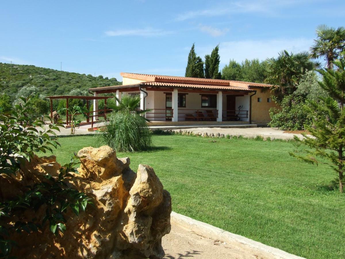 Agriturismo Corallo Santa Maria la Palma Luaran gambar